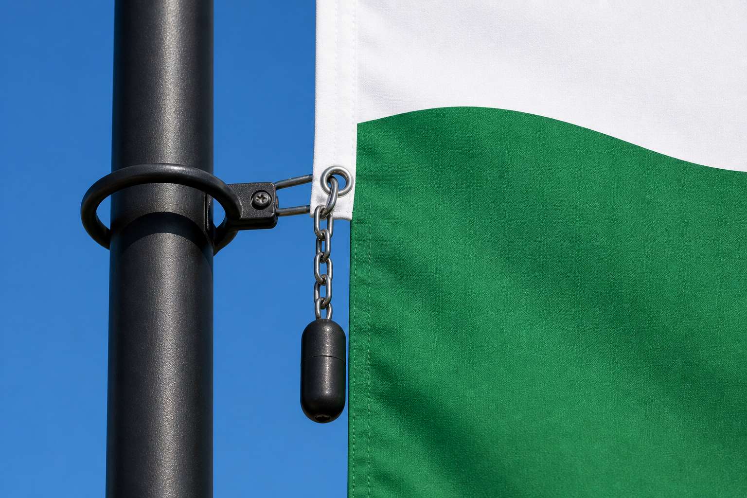 Custom Pole Flag — product sample — Detail